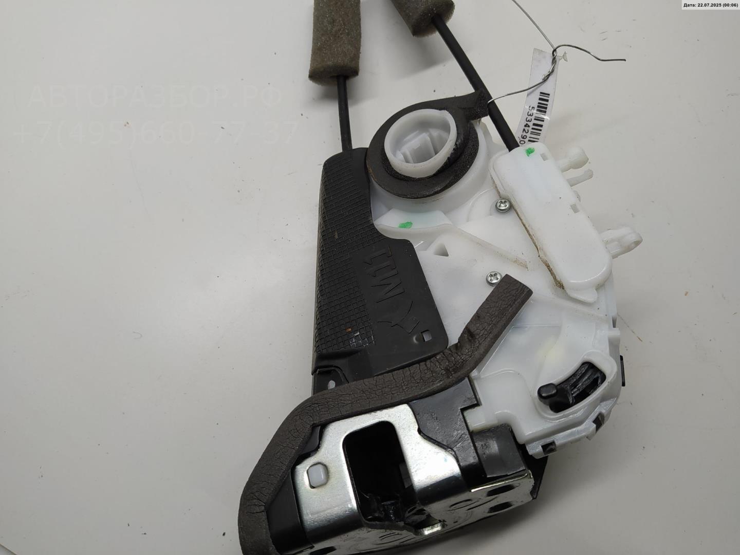 Замок двери задней левой
