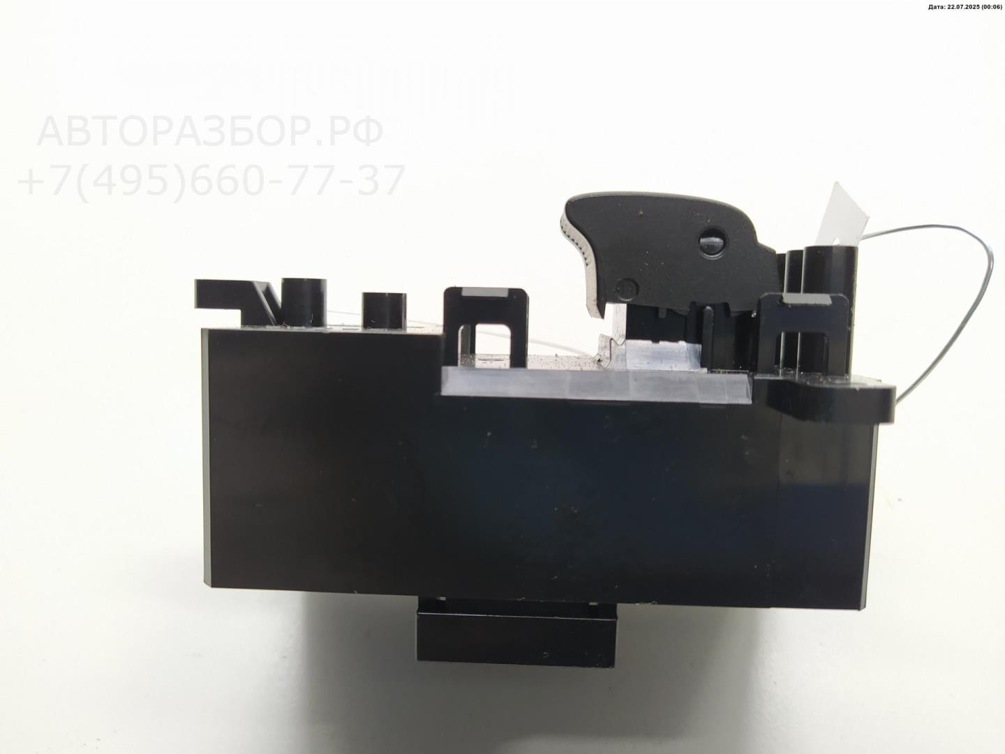 Кнопка стеклоподъемника