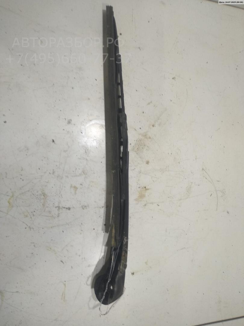 Поводок стеклоочистителя заднего