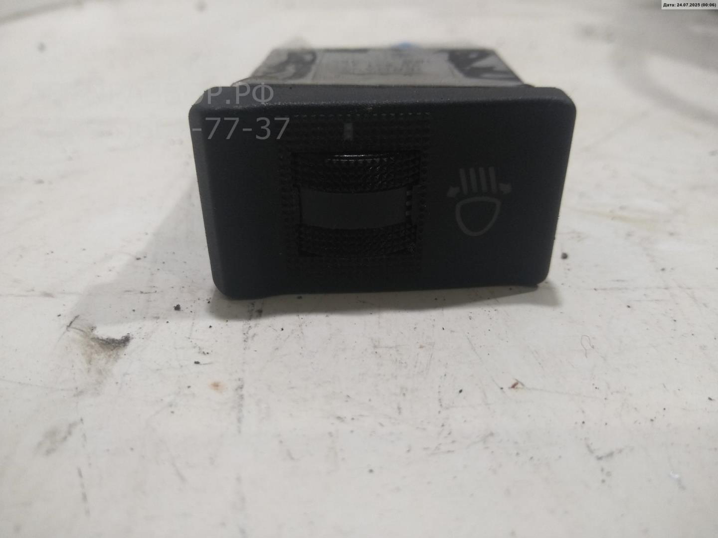 Кнопка корректора фар