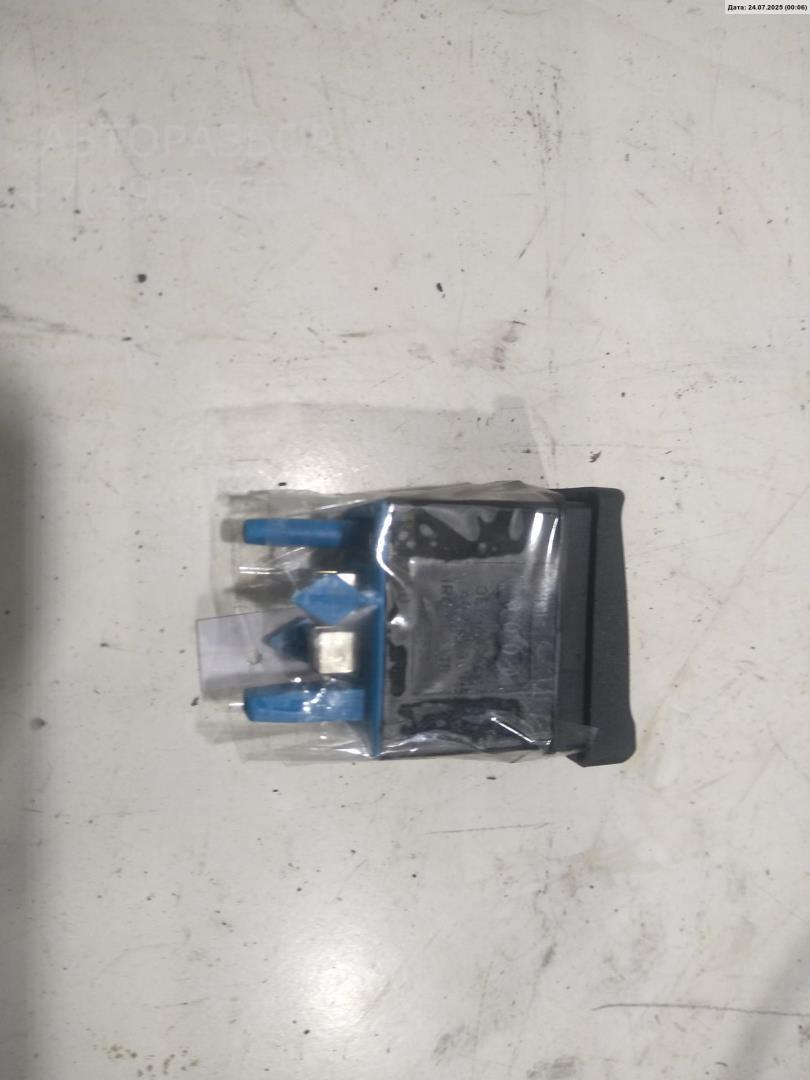 Кнопка корректора фар