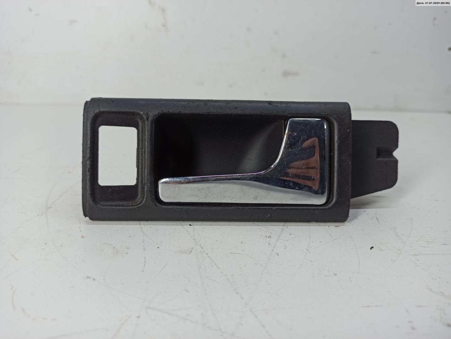 Ручка двери передней внутренняя правая