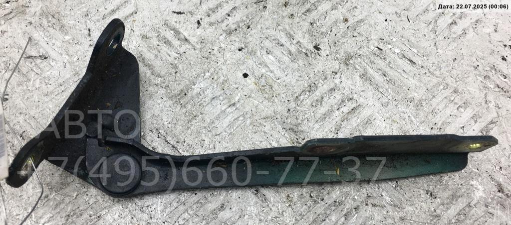 Петля капота правая