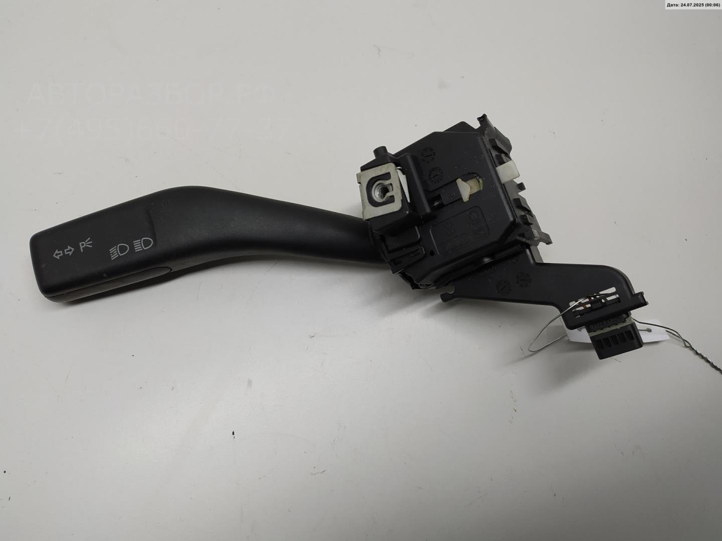 Переключатель поворотов подрулевой