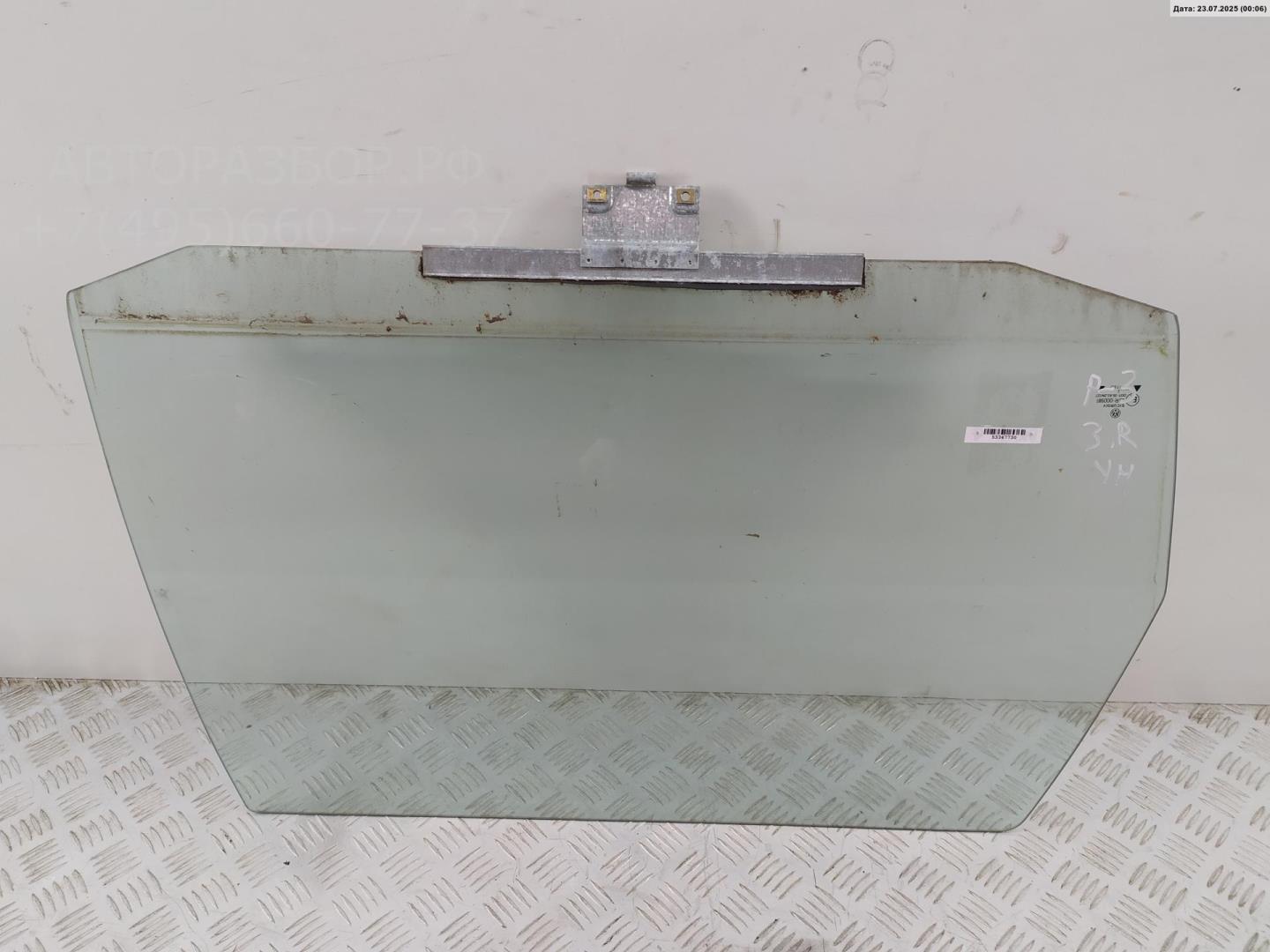 Стекло двери задней правой