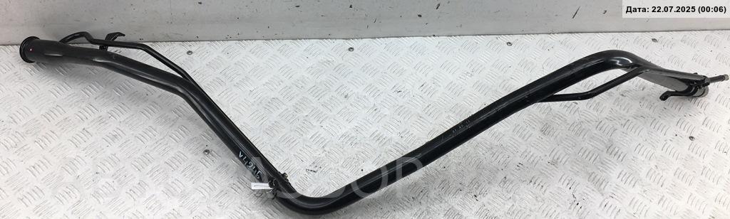 Горловина топливного бака