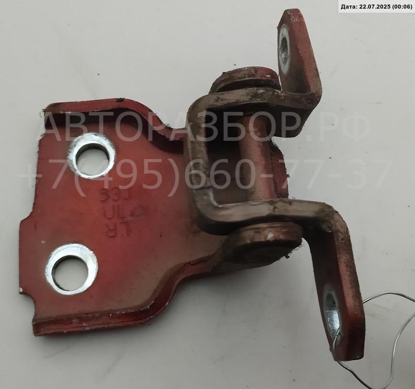 Петля двери