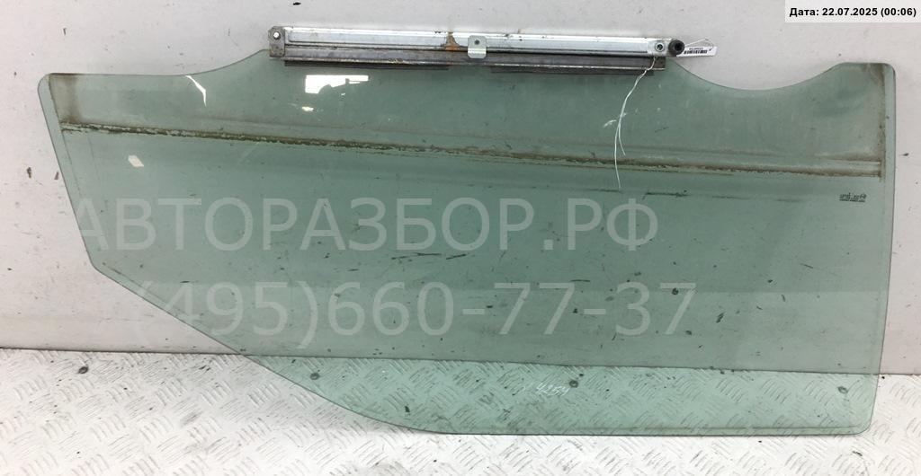 Стекло двери передней правой