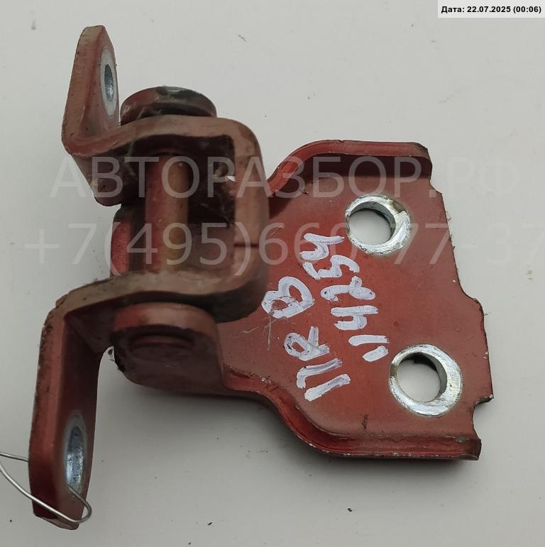 Петля двери