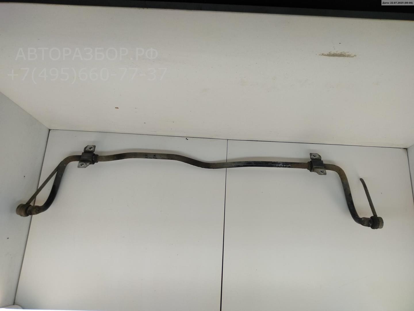 Стабилизатор передний