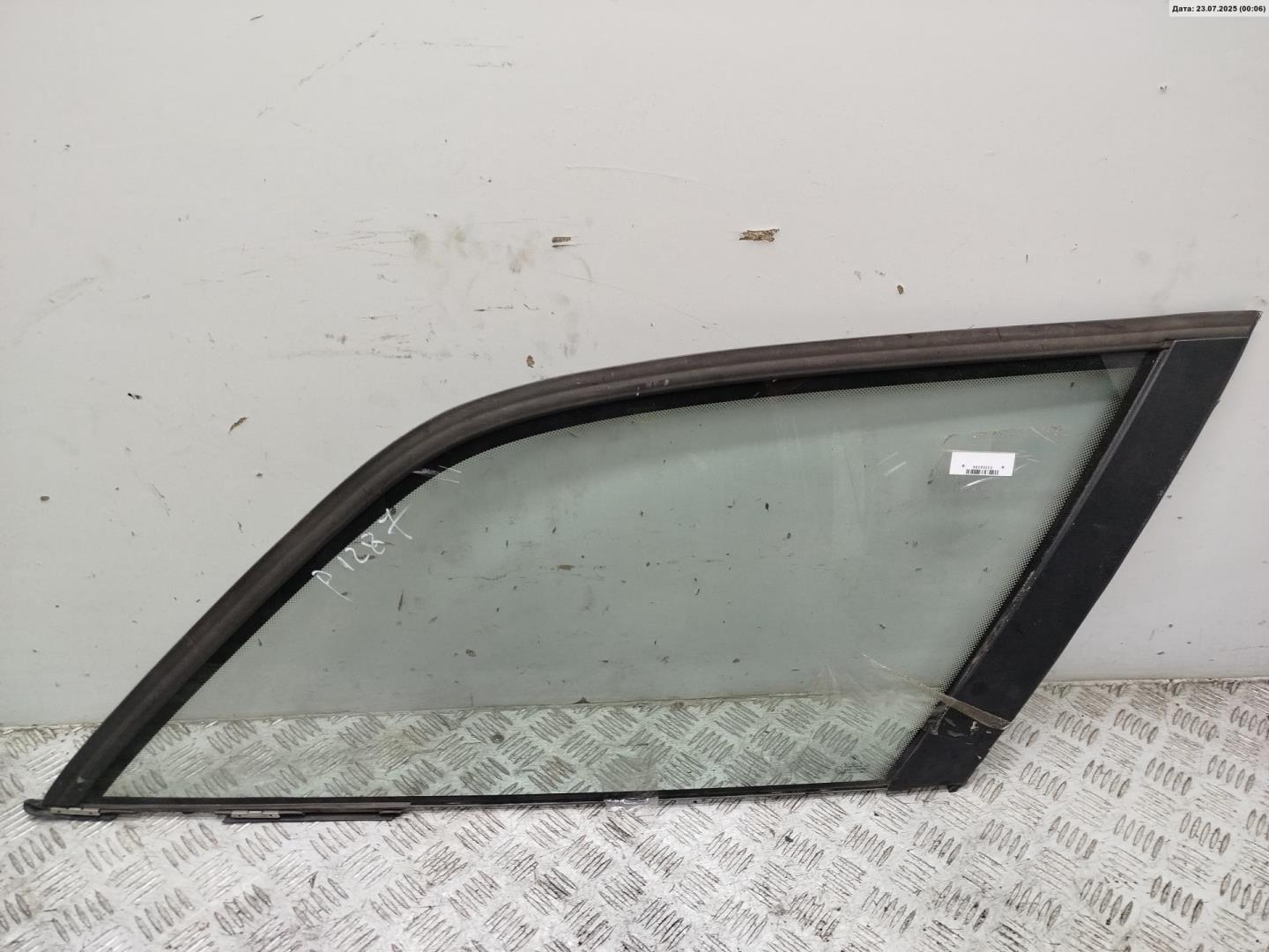Стекло кузовное глухое правое