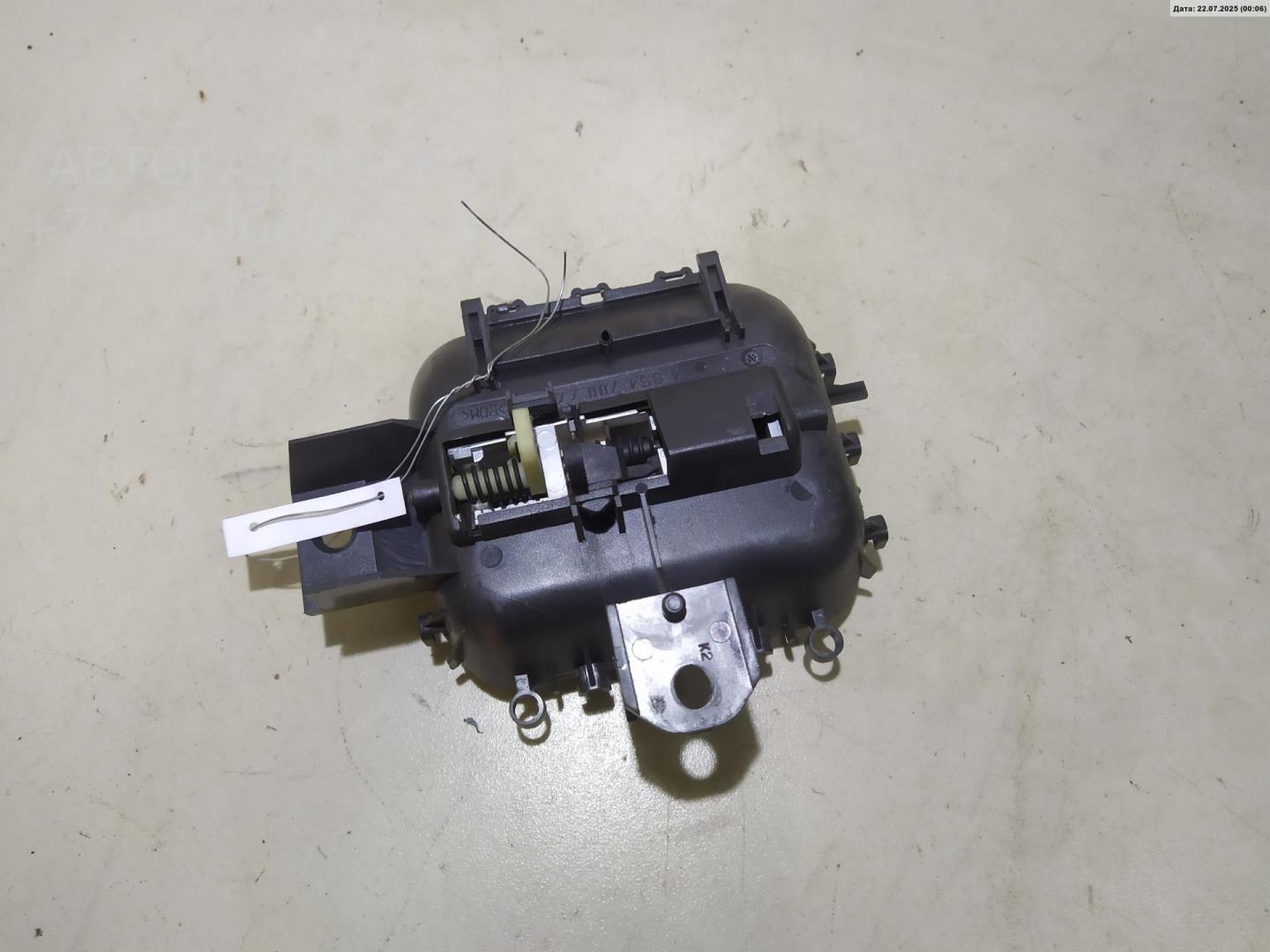 Ручка двери задней внутренняя левая