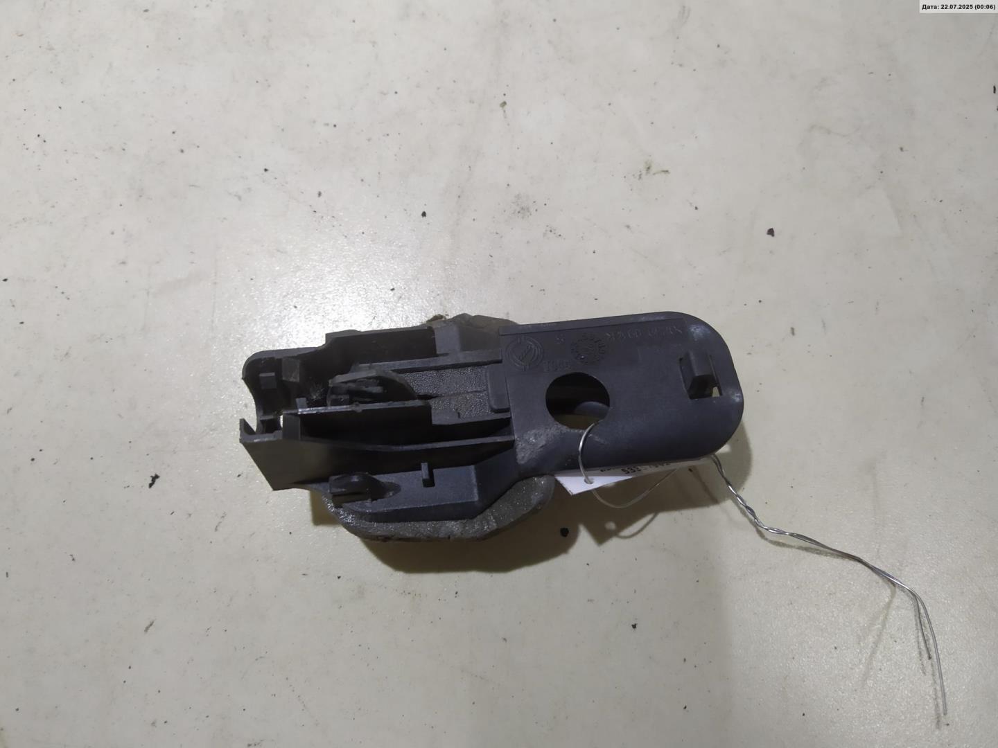 Ручка двери задней внутренняя левая