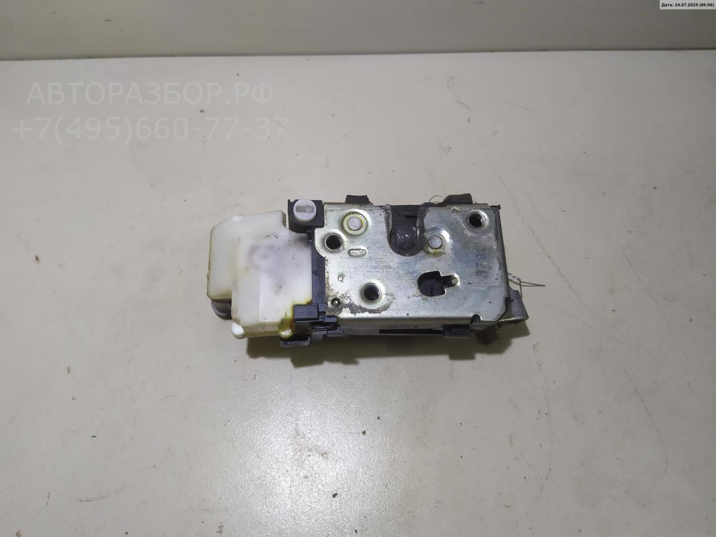 Замок двери задней правой