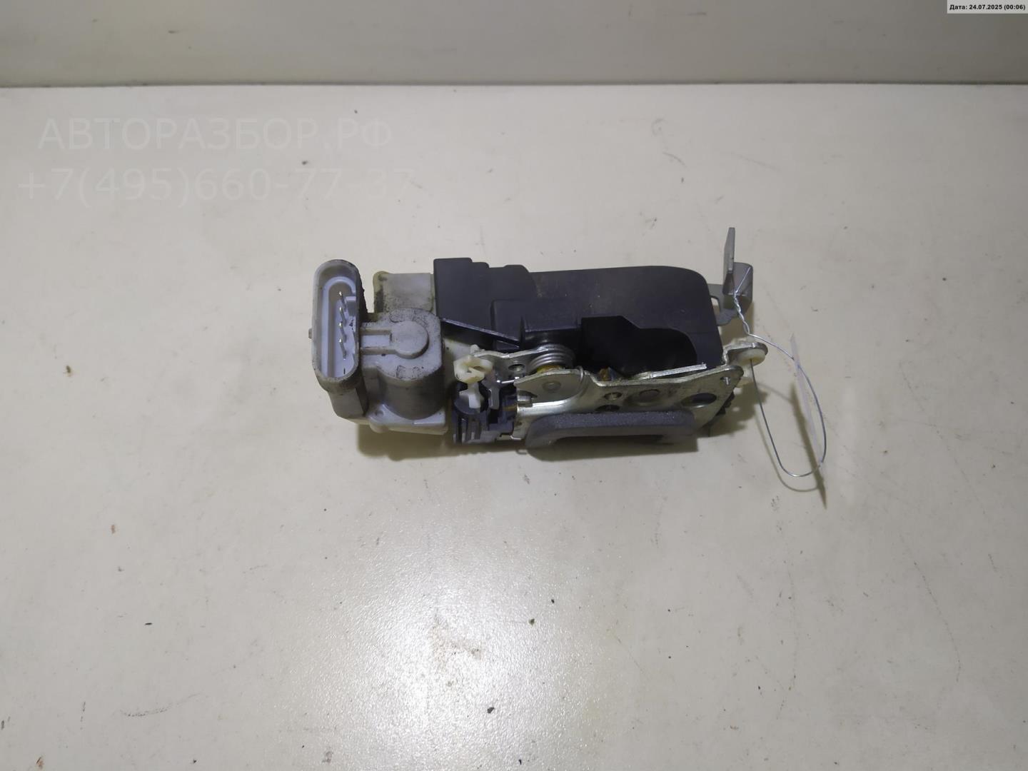 Замок двери задней правой