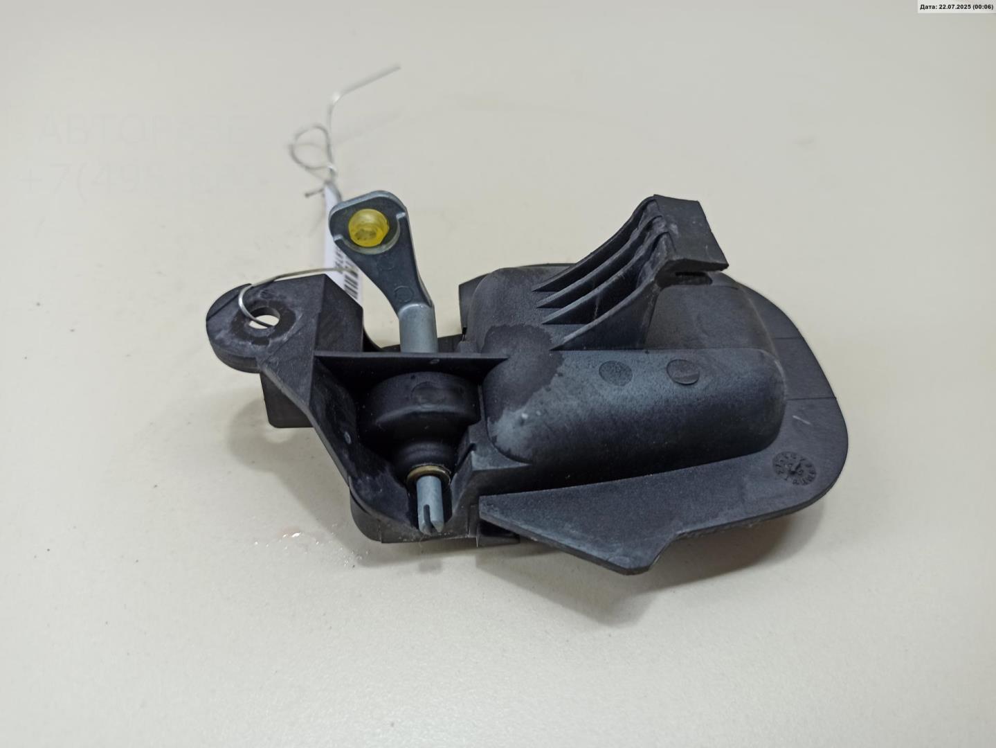 Ручка двери передней внутренняя правая