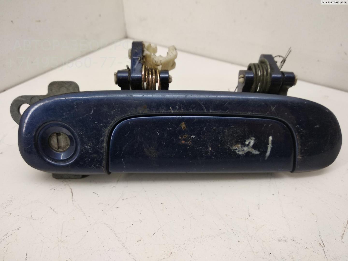 Ручка двери передней наружная правая