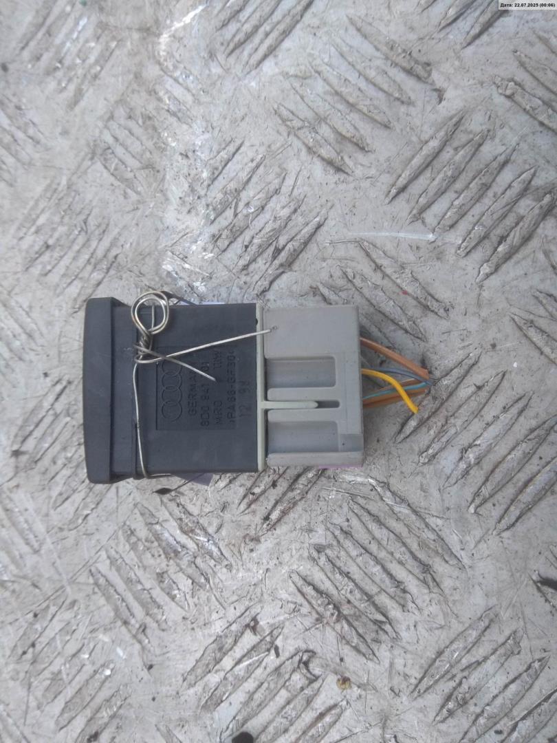 Кнопка света противотуманных фар