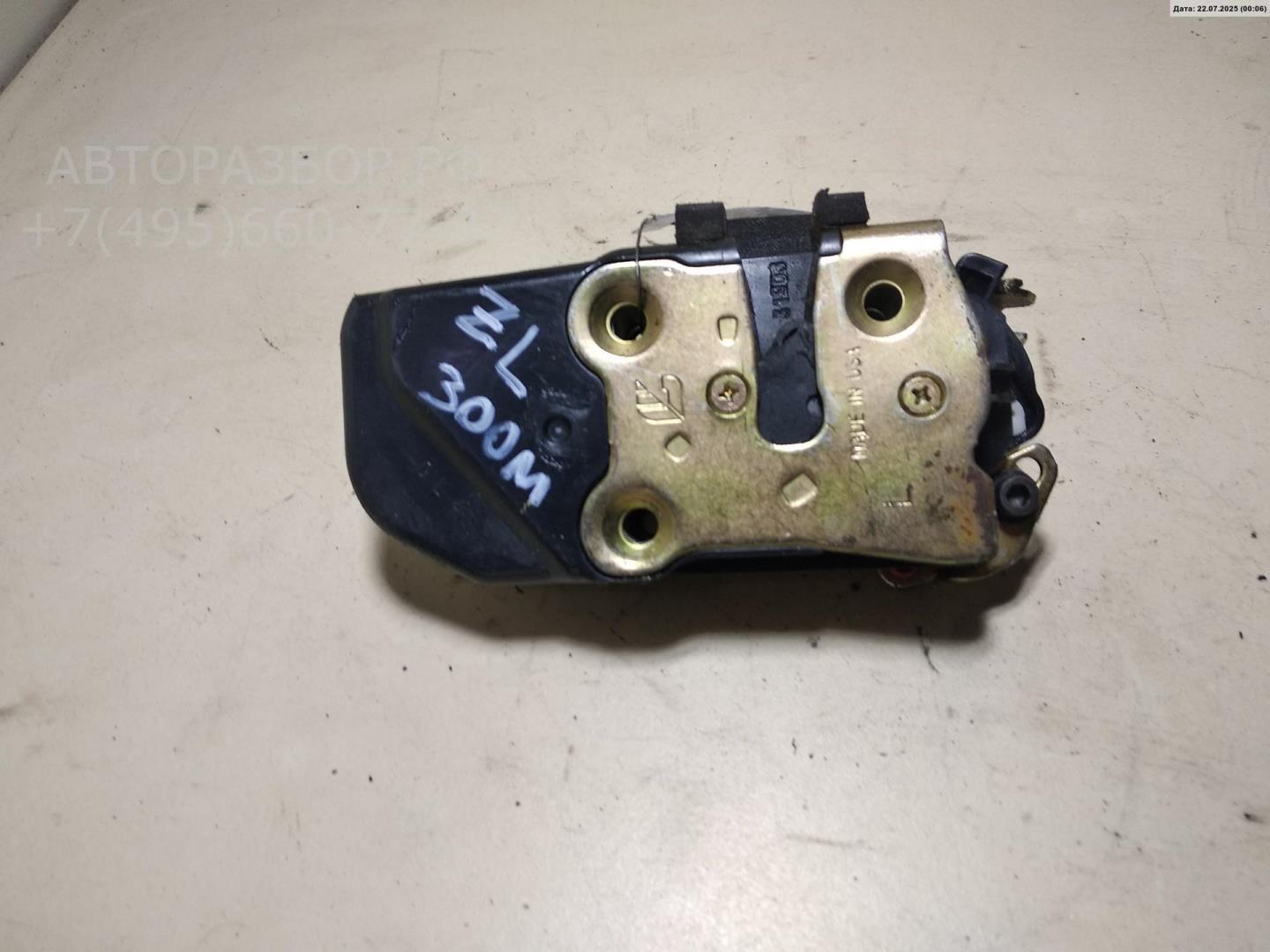 Замок двери задней левой