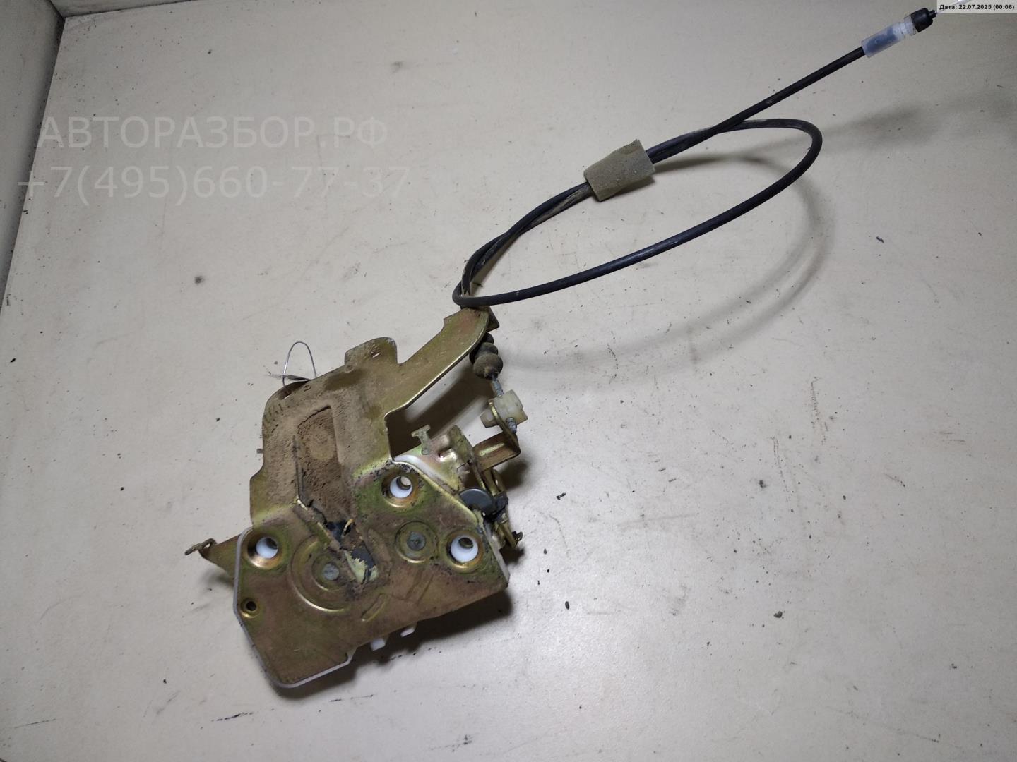 Замок двери задней левой