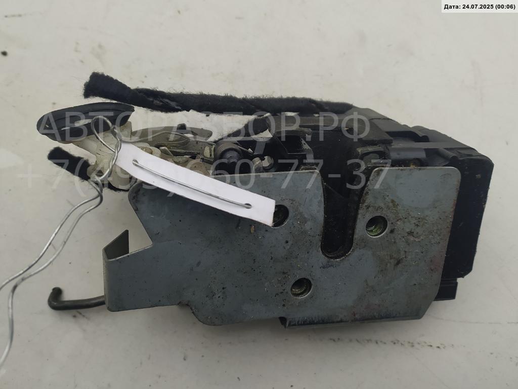 Замок двери задней правой