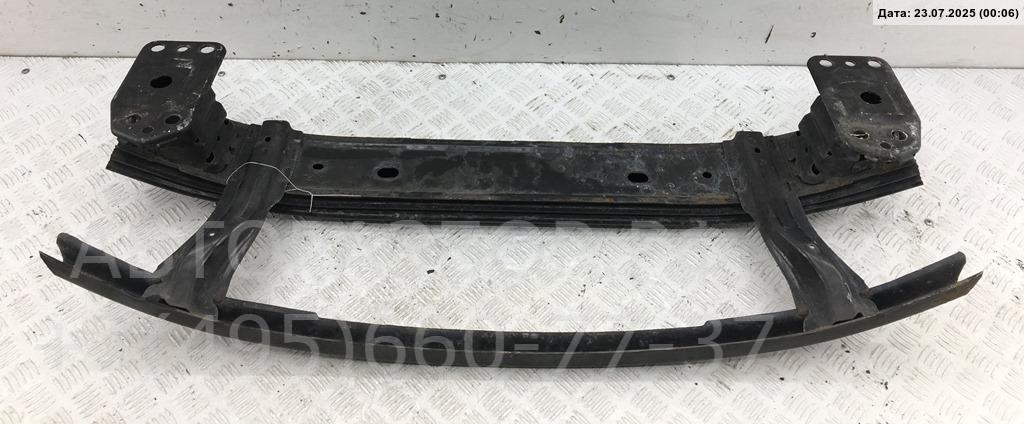 Усилитель переднего бампера