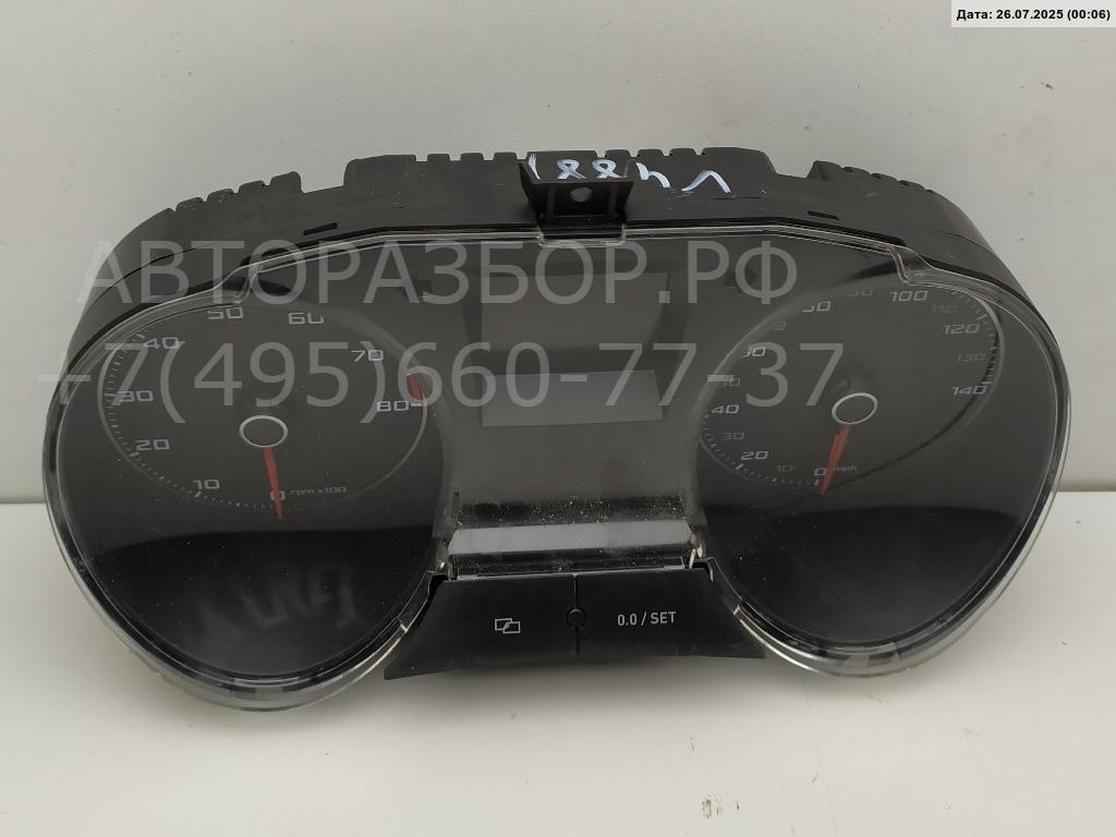 Панель приборов