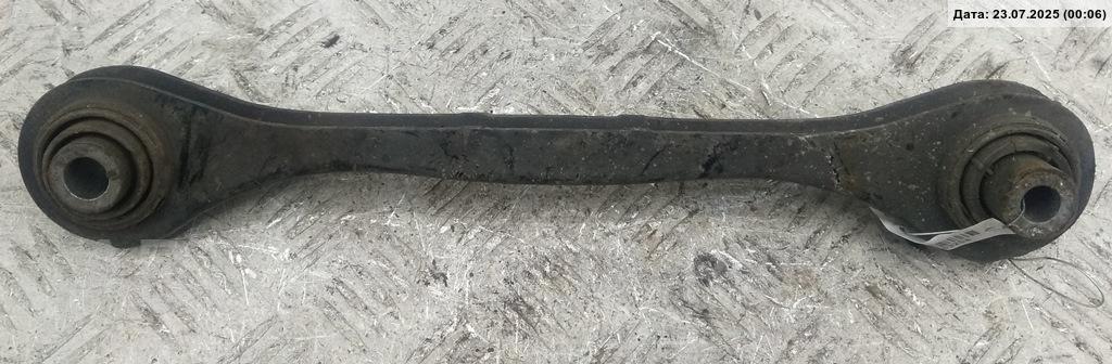 Рычаг задний правый