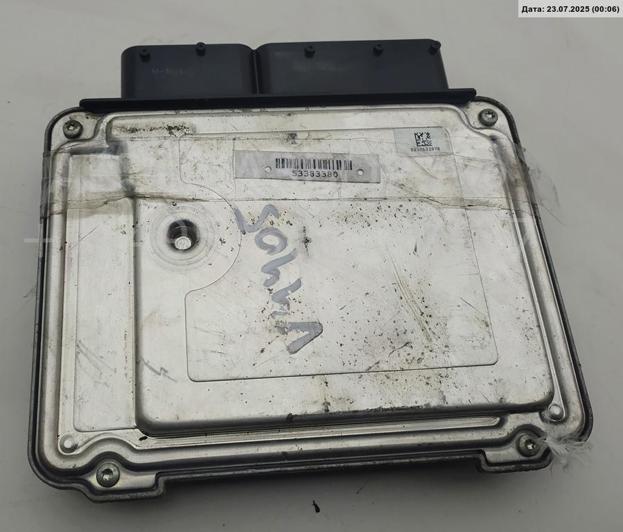 Блок управления двигателем