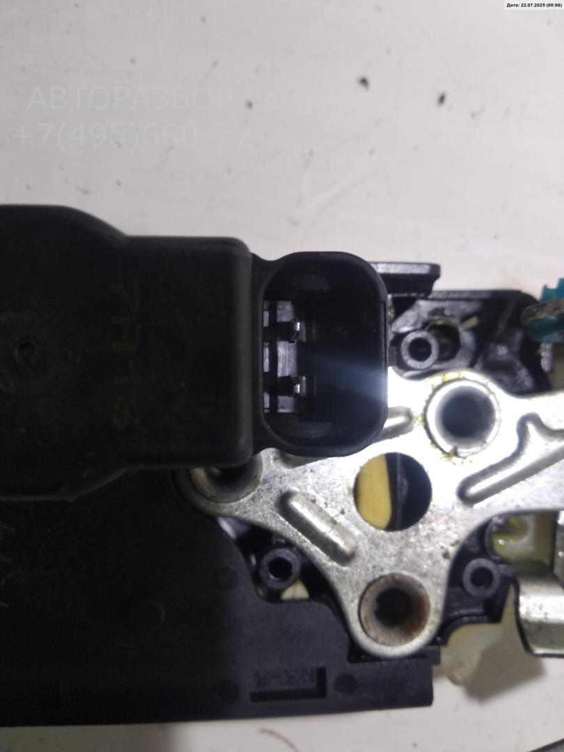 Замок двери задней правой