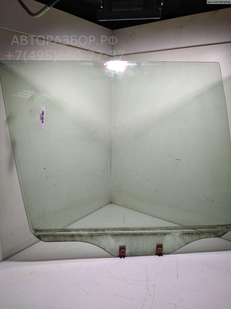 Стекло двери задней правой