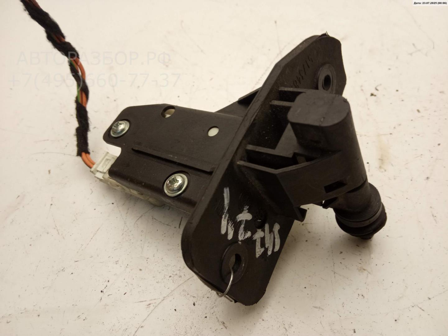 Активатор замка двери