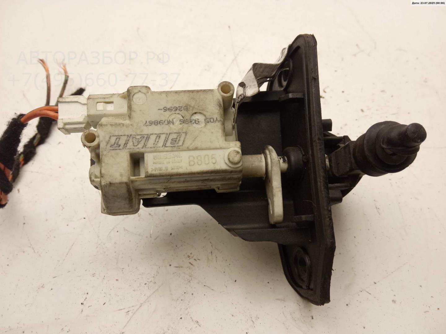 Активатор замка двери