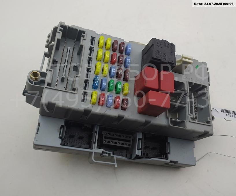 Блок предохранителей