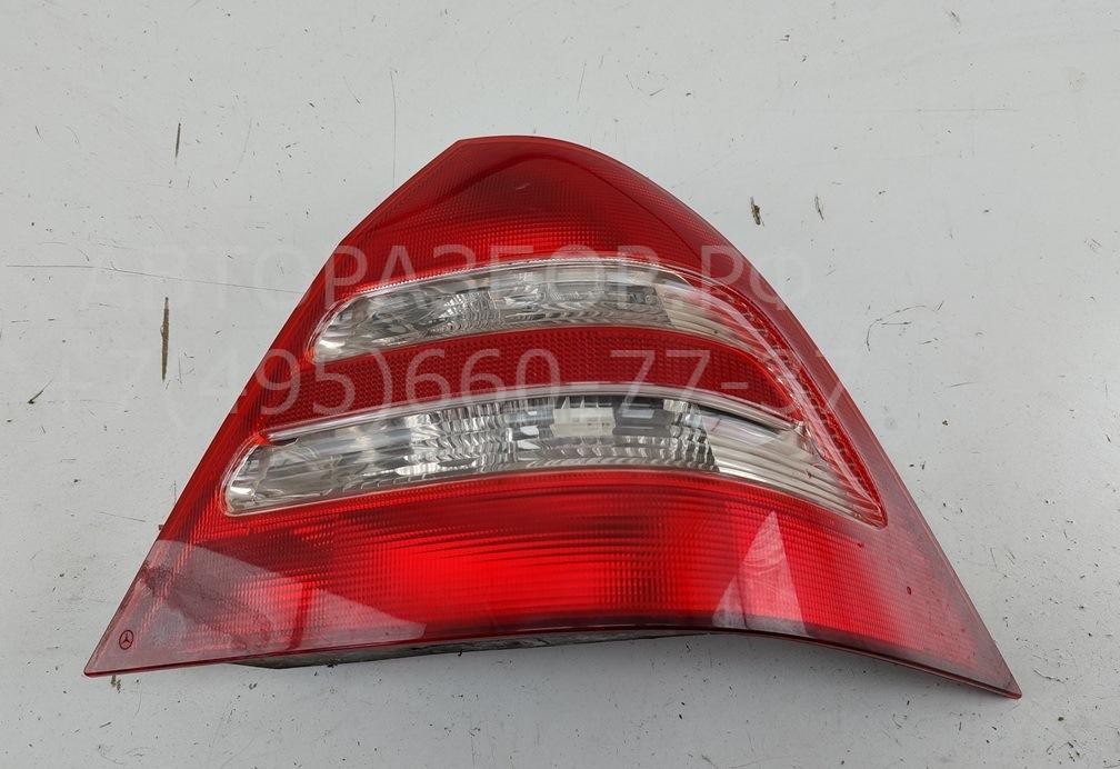 Фонарь задний правый