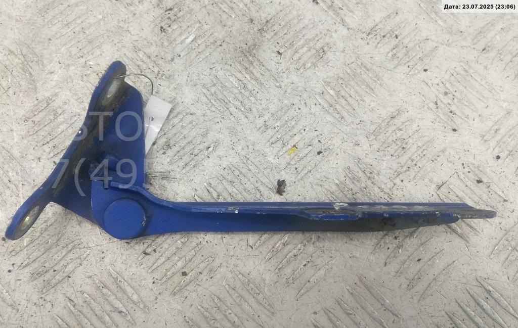 Петля капота правая