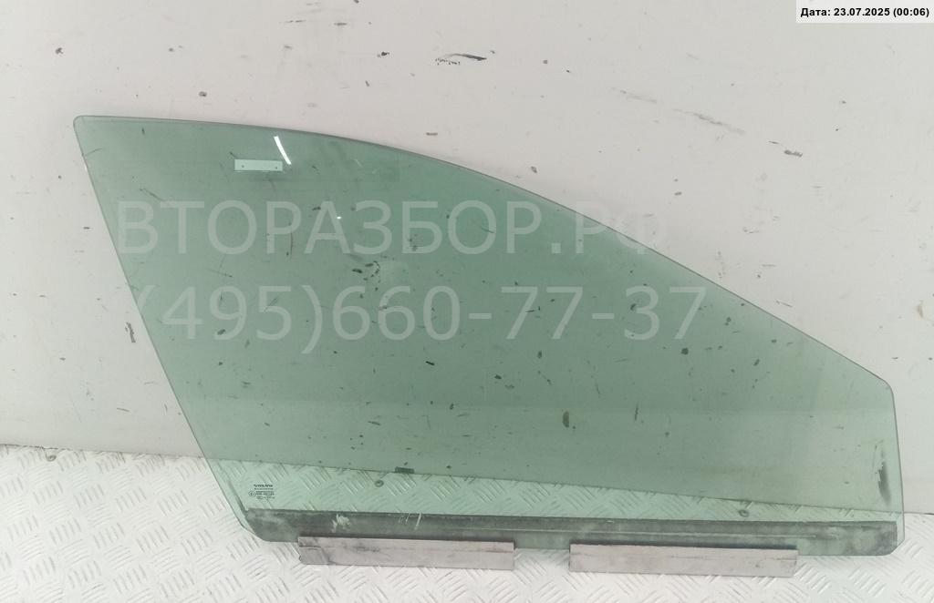 Стекло двери передней правой