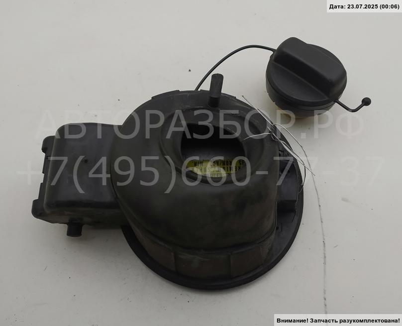 Лючок бензобака