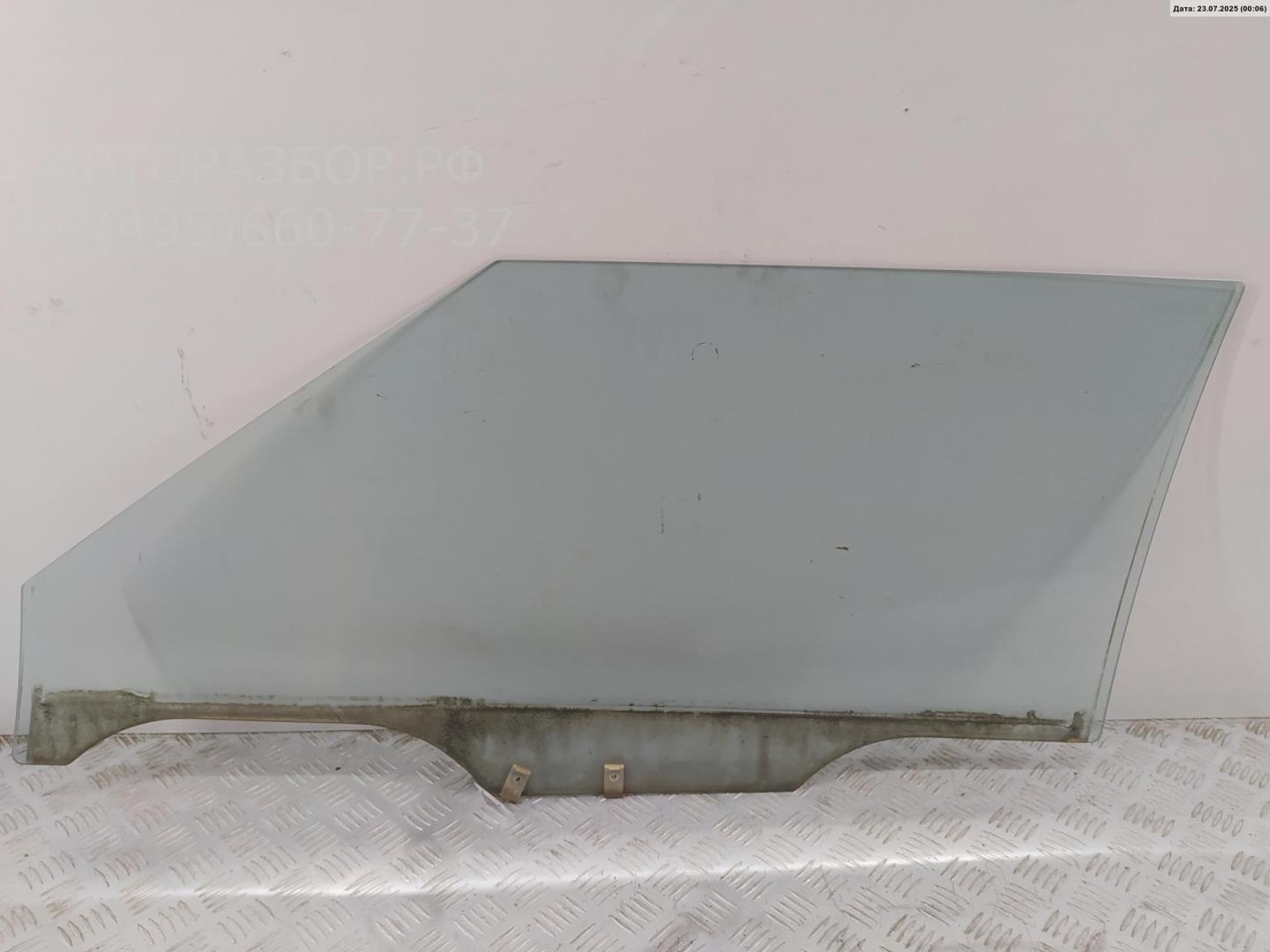 Стекло двери передней правой