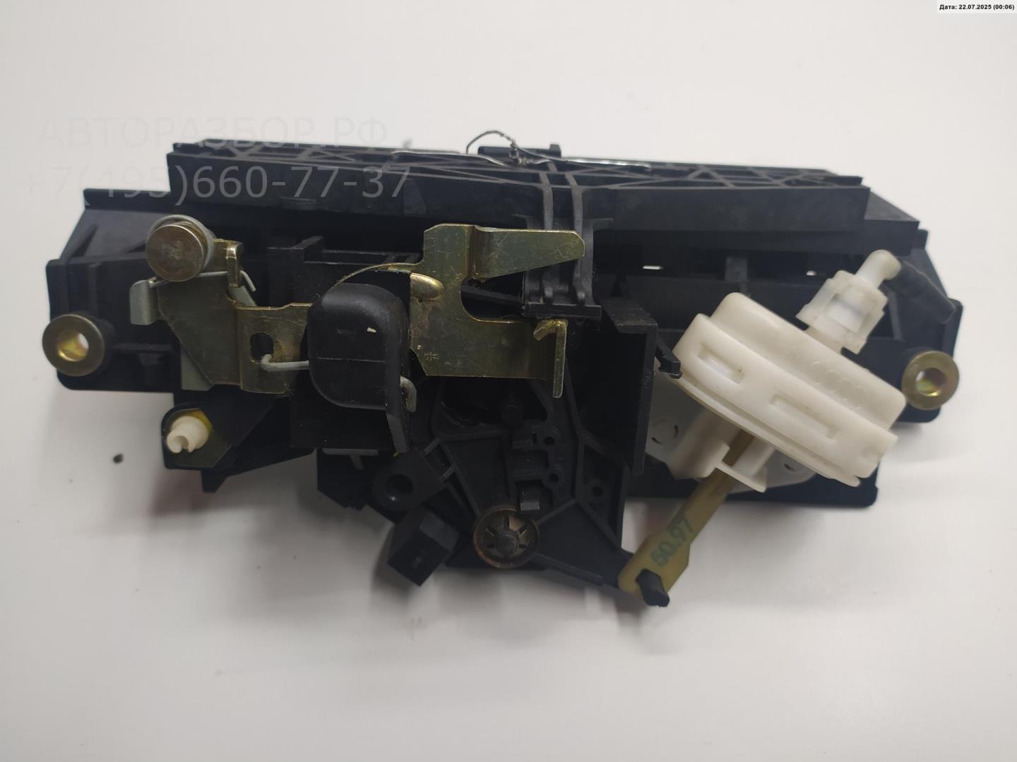 Ручка двери багажника наружная