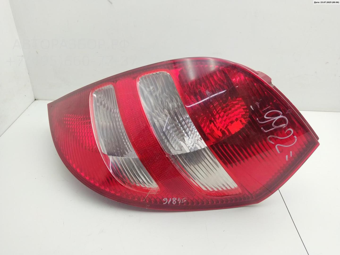 Фонарь задний правый