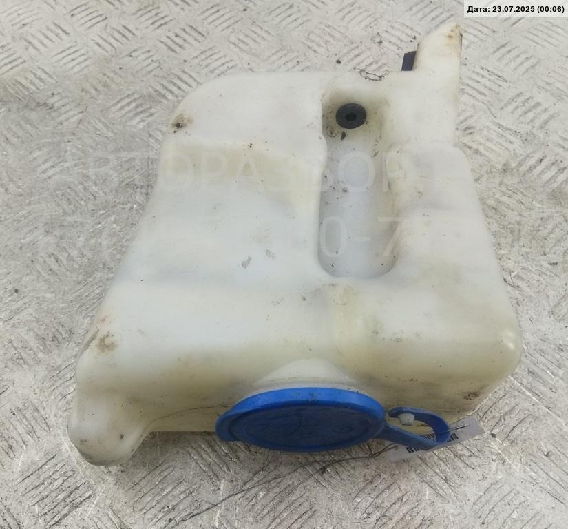 Бачок омывателя лобового стекла