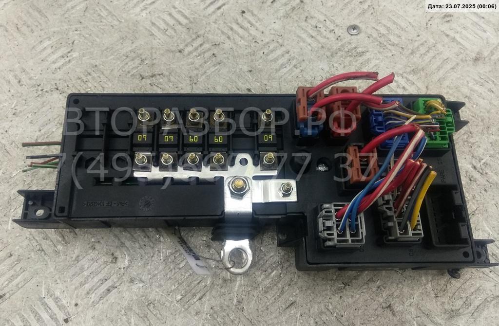 Блок предохранителей