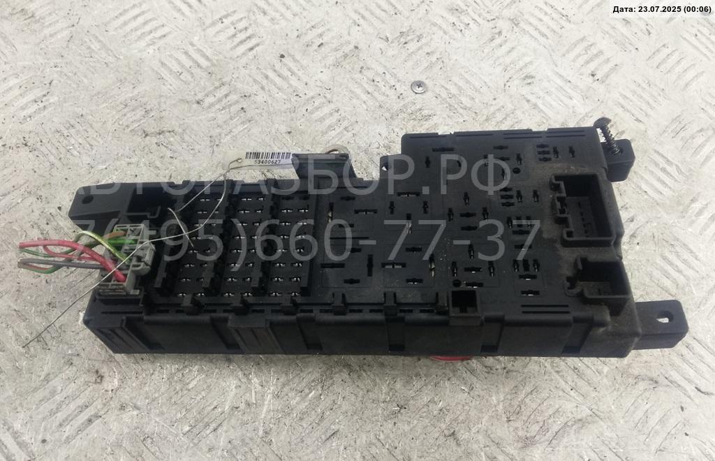 Блок предохранителей