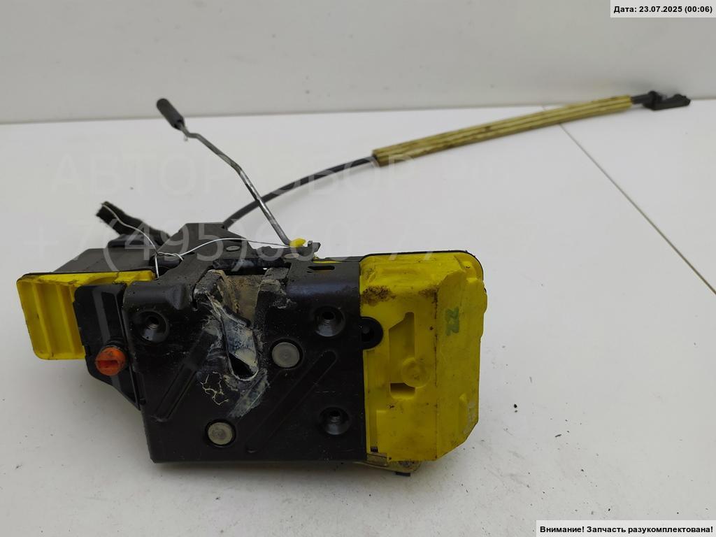 Замок двери задней правой