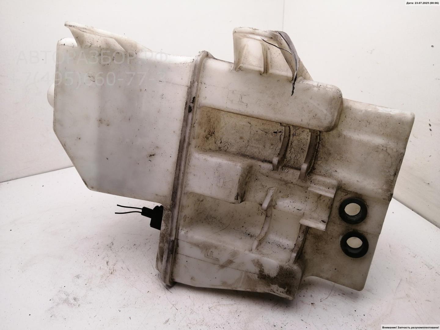 Бачок омывателя лобового стекла