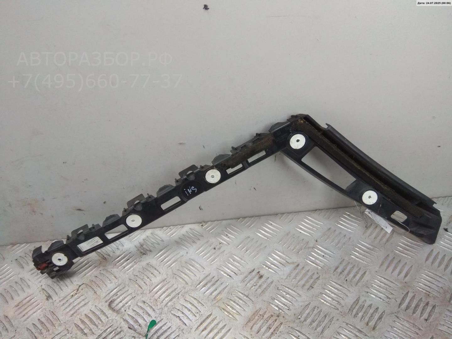 Кронштейн заднего бампера правый