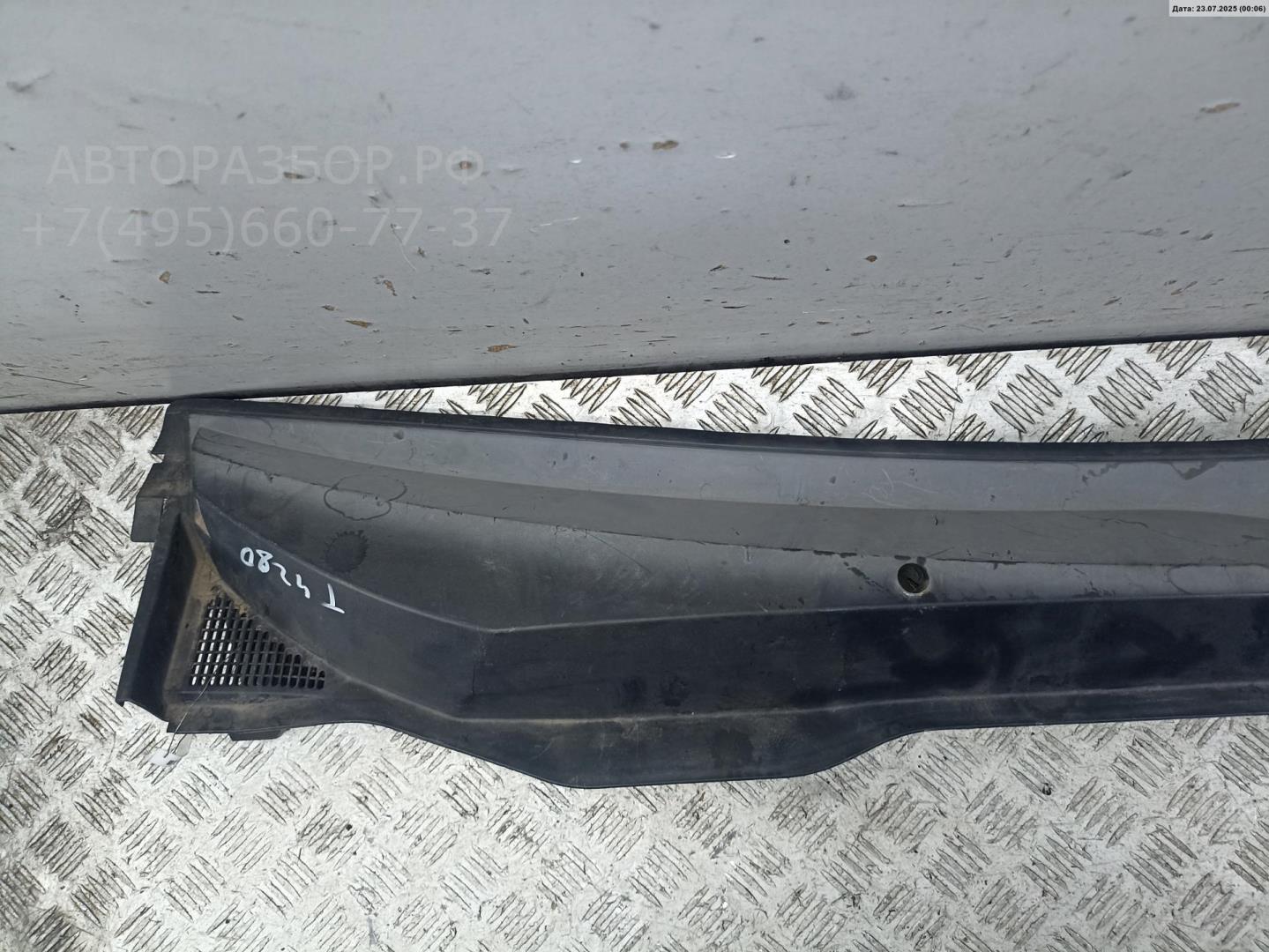 Решетка стеклоочистителей (Жабо)