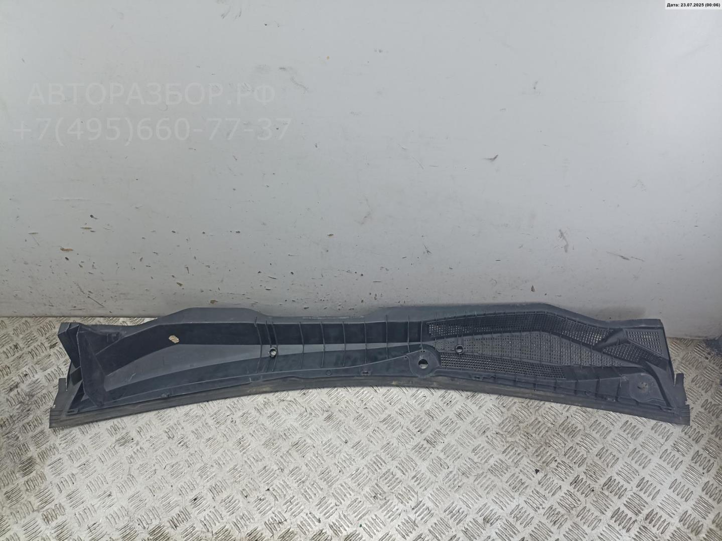 Решетка стеклоочистителей (Жабо)