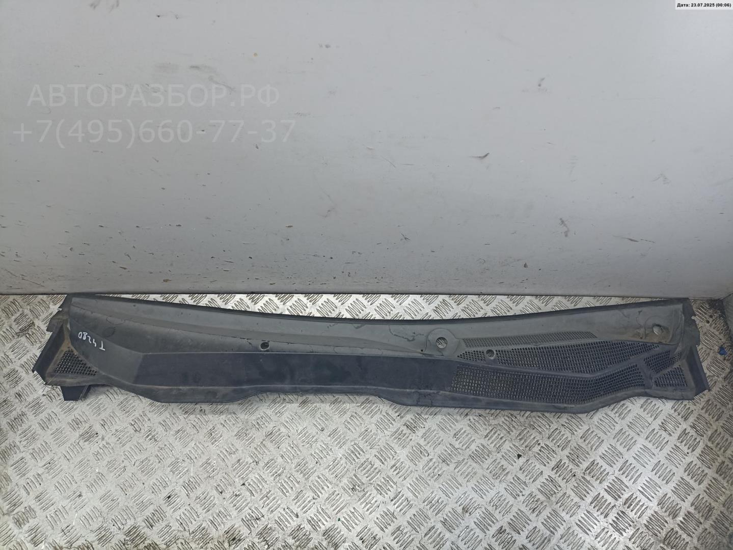 Решетка стеклоочистителей (Жабо)